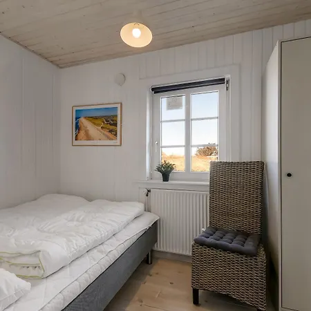 Semesterbostad Velholdt Og Hyggeligt I Vrist Sj103
